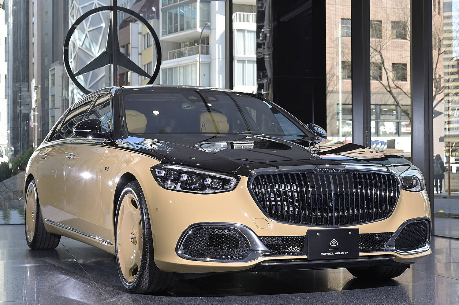 野性味溢れるこれが未来のマイバッハだ！　世界に１台のコンセプトモデル「Project MAYBACH」をメルセデス ミー東京にて特別展示