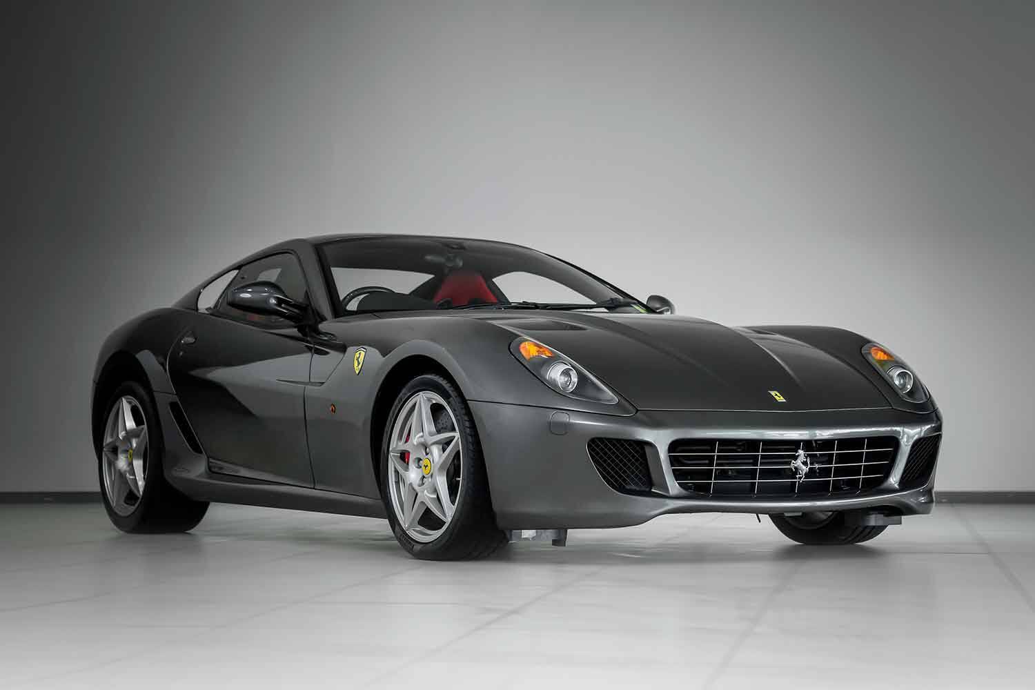 違う名前で出ています！　商標の壁であえなく「別名」を名乗ったクルマたち