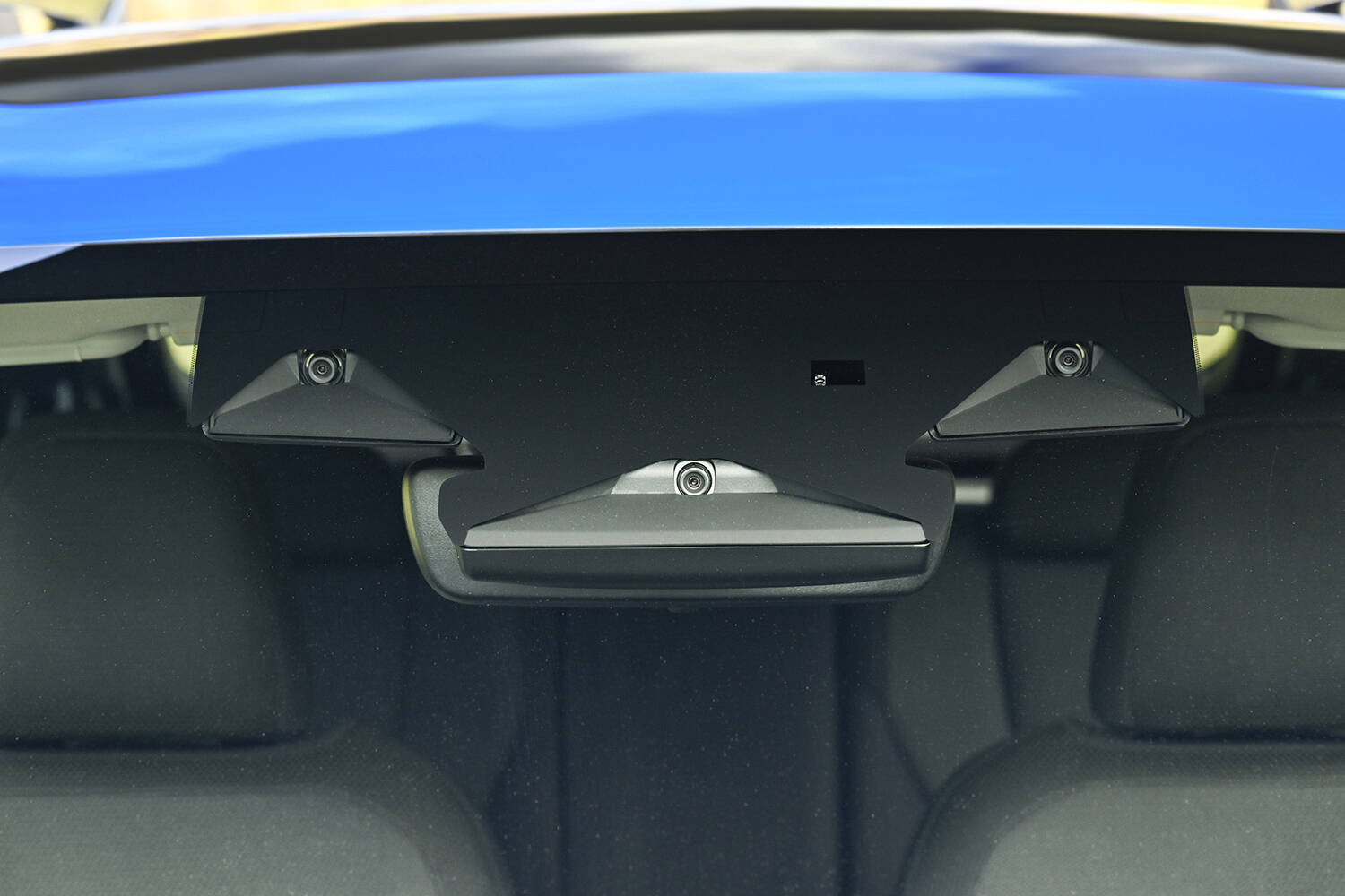 見た目はそんなに変わらずも「改名」は伊達じゃない！　「XV」改め「クロストレック」の地味にスゴイ中身を徹底解説