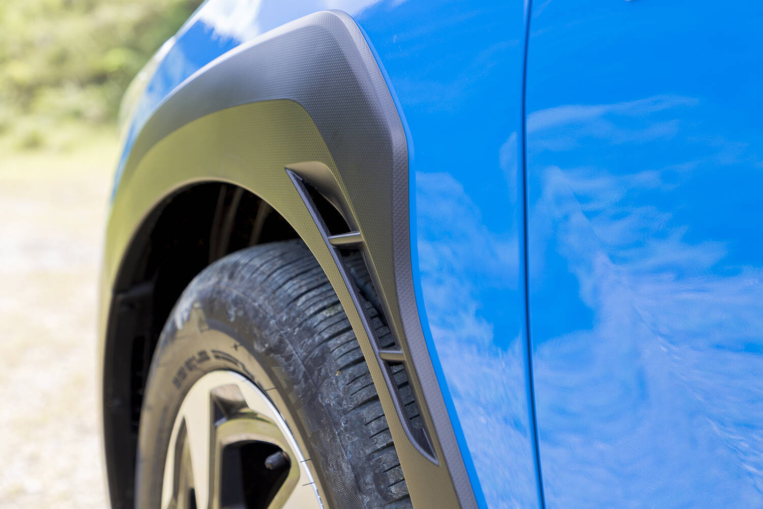 見た目はそんなに変わらずも「改名」は伊達じゃない！　「XV」改め「クロストレック」の地味にスゴイ中身を徹底解説