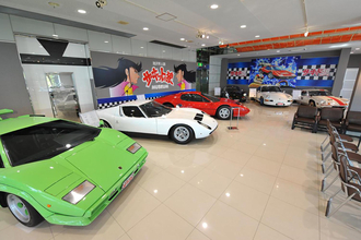 スーパーカーより凄いハイパーカーより上のメガカーって何？　「ハイパフォーマンス車」のインフレが止まらない事態になっていた