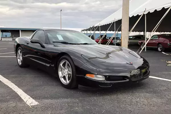 「人生一度は経験したいリトラクタブルヘッドライト車！　いまならまだ安価に入手可能な中古モデル４台」の画像