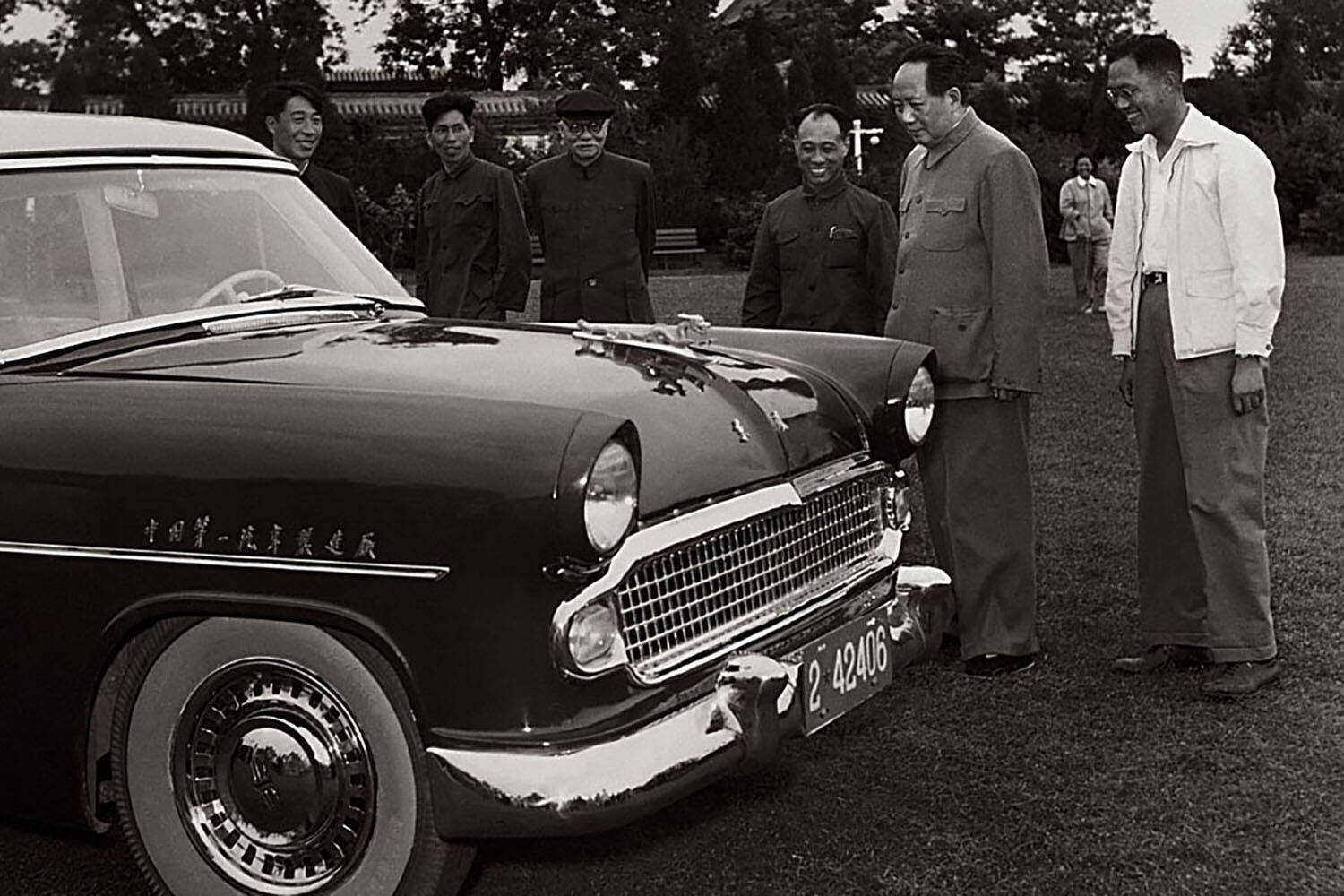 日本に上陸した中国の最高級ブランド「紅旗」！　日本のセンチュリーや英国のロールスロイス以上に「別格」な存在だった