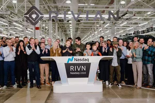 「創業10年でGM超えの10兆円！　第２のテスラともいわれるEVメーカー「リビアン」って何もの？」の画像