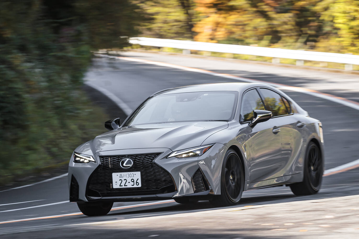 【試乗】いまや超貴重な5リッターV8NAエンジン！　レクサスIS500が魅せた「下山仕込み」の超高レベルな走り