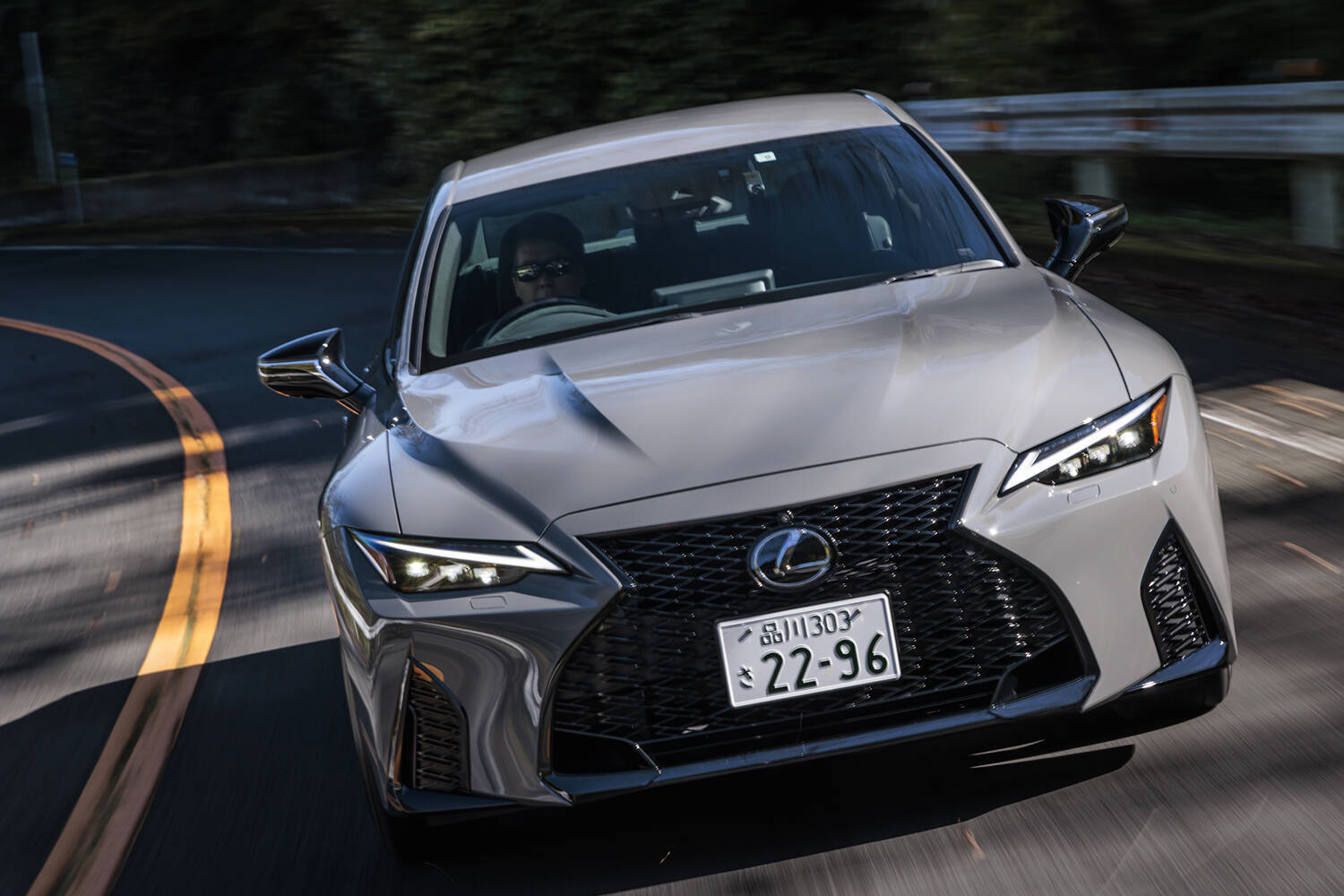 【試乗】いまや超貴重な5リッターV8NAエンジン！　レクサスIS500が魅せた「下山仕込み」の超高レベルな走り