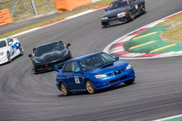 「趣味で「ドリフト走行」をやってみたい！　ゼロからの挑戦は何をどうすればいいのか？」の画像