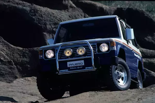 かつて新車には季節によって売れる「旬のクルマ」があった！　新車ディーラーが昔のような「季節戦略」をとれなくなったワケ