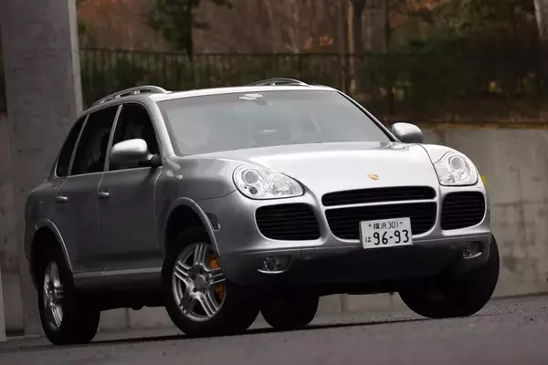 「猫も杓子もSUVに乗る時代！　レーシングドライバーを納得させた「本当に走りのいい」SUVの実名とは」の画像