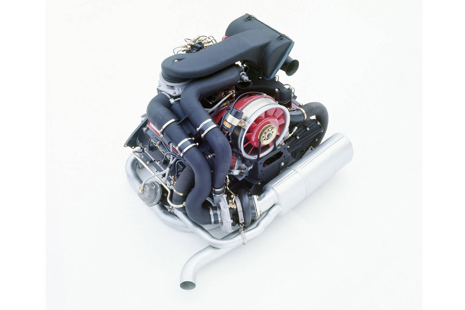 フェラーリやランボに負けないための武器がターボだった！　ポルシェの野心が生んだ930ターボとは