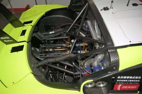 「ハチロクにV8をぶち込んだスーパーGT専用マシン！　GR86 GTのポテンシャルを織戸学に直撃」の画像