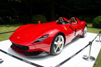 一握りのフェラーリオーナーのなかでもトップofトップだけが味わえる愉悦！　お金だけじゃ手に入らない「ワンオフモデル」の世界