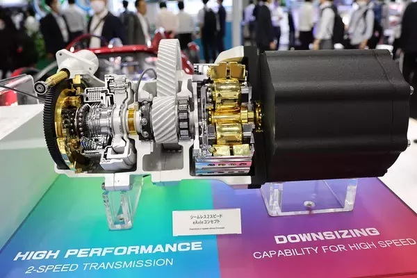 「脱炭素化が急務なのはトラックも例外じゃない！　それでも乗用車のように電動化が進まないワケ」の画像