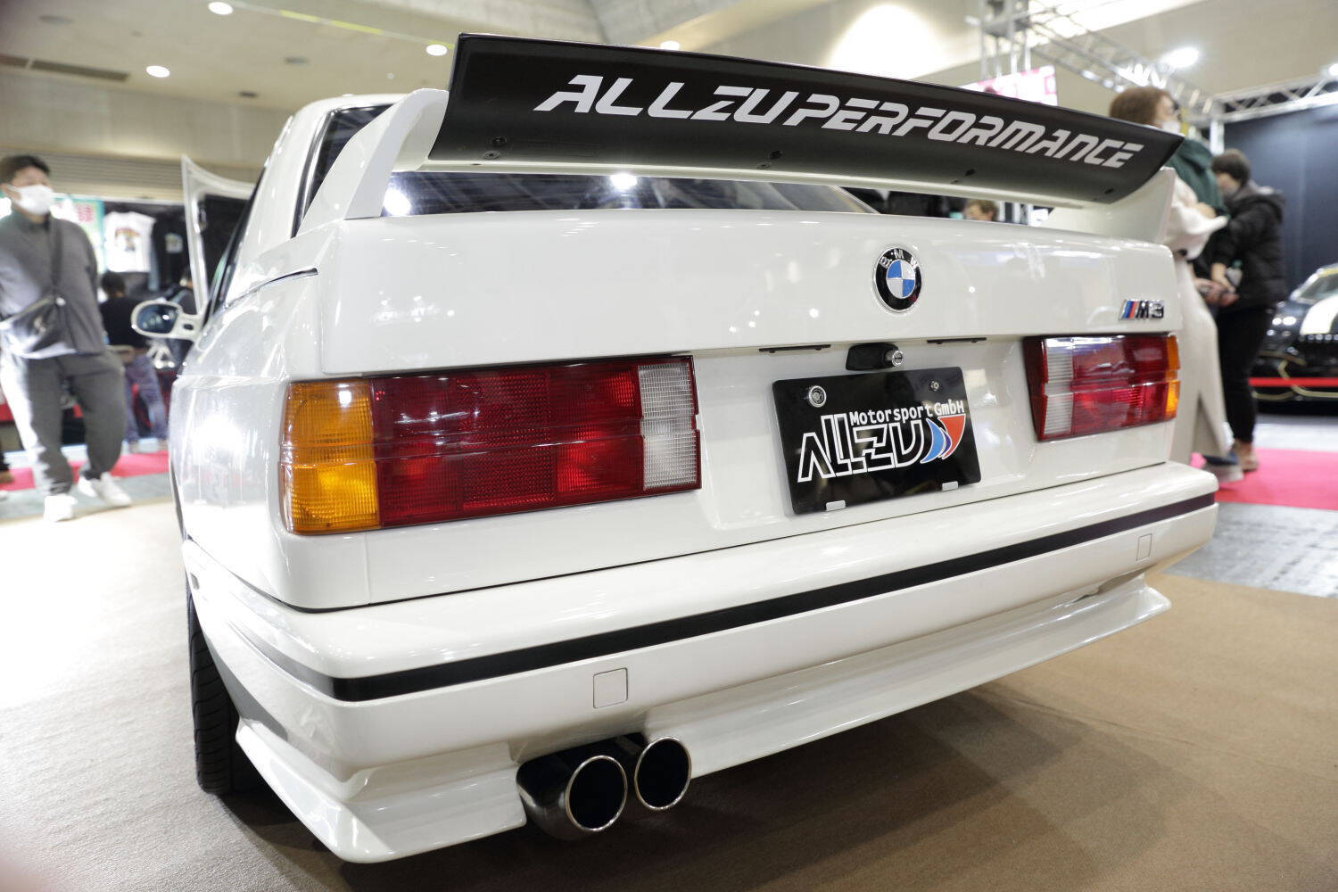 社長のM3まで惜しみなく公開！　大阪の名門BMW専門店が手がけた「個人車４台」がハイレベルすぎる