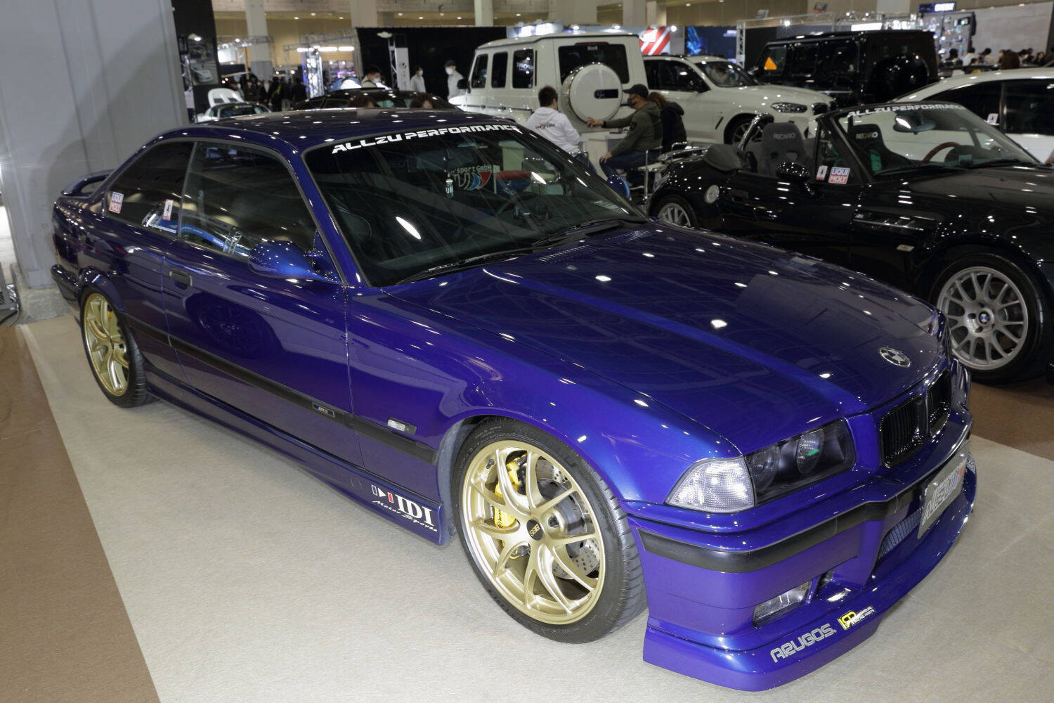 社長のM3まで惜しみなく公開！　大阪の名門BMW専門店が手がけた「個人車４台」がハイレベルすぎる