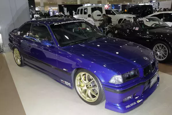 「社長のM3まで惜しみなく公開！　大阪の名門BMW専門店が手がけた「個人車４台」がハイレベルすぎる」の画像