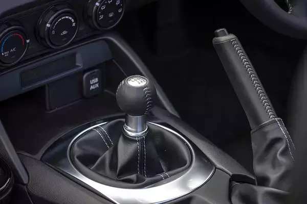 「クルマ好きたるものMTだよな」……とか言ってるけどやっぱりツラい！　MT愛好家がじつは痩せ我慢していること５つ