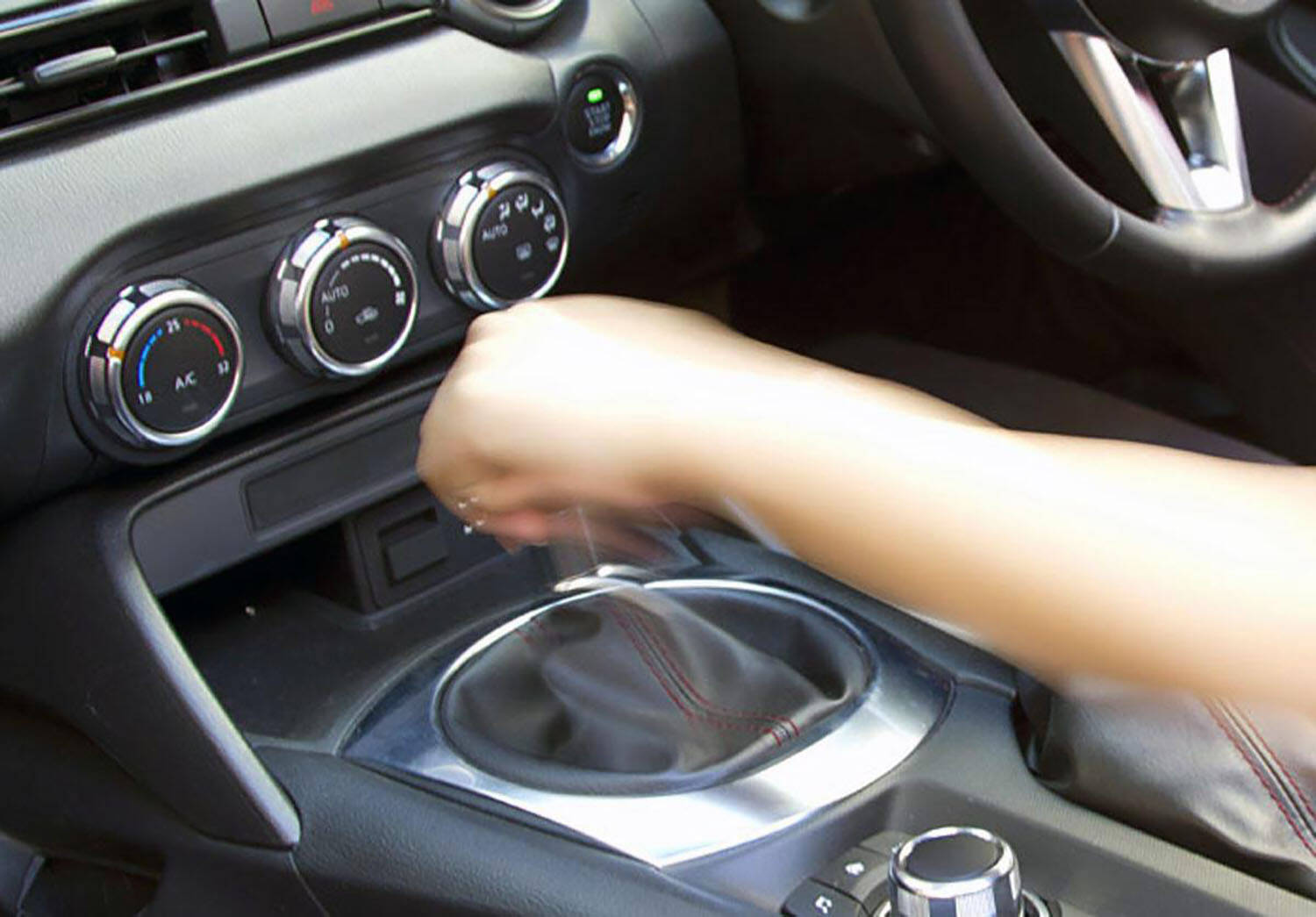 「クルマ好きたるものMTだよな」……とか言ってるけどやっぱりツラい！　MT愛好家がじつは痩せ我慢していること５つ