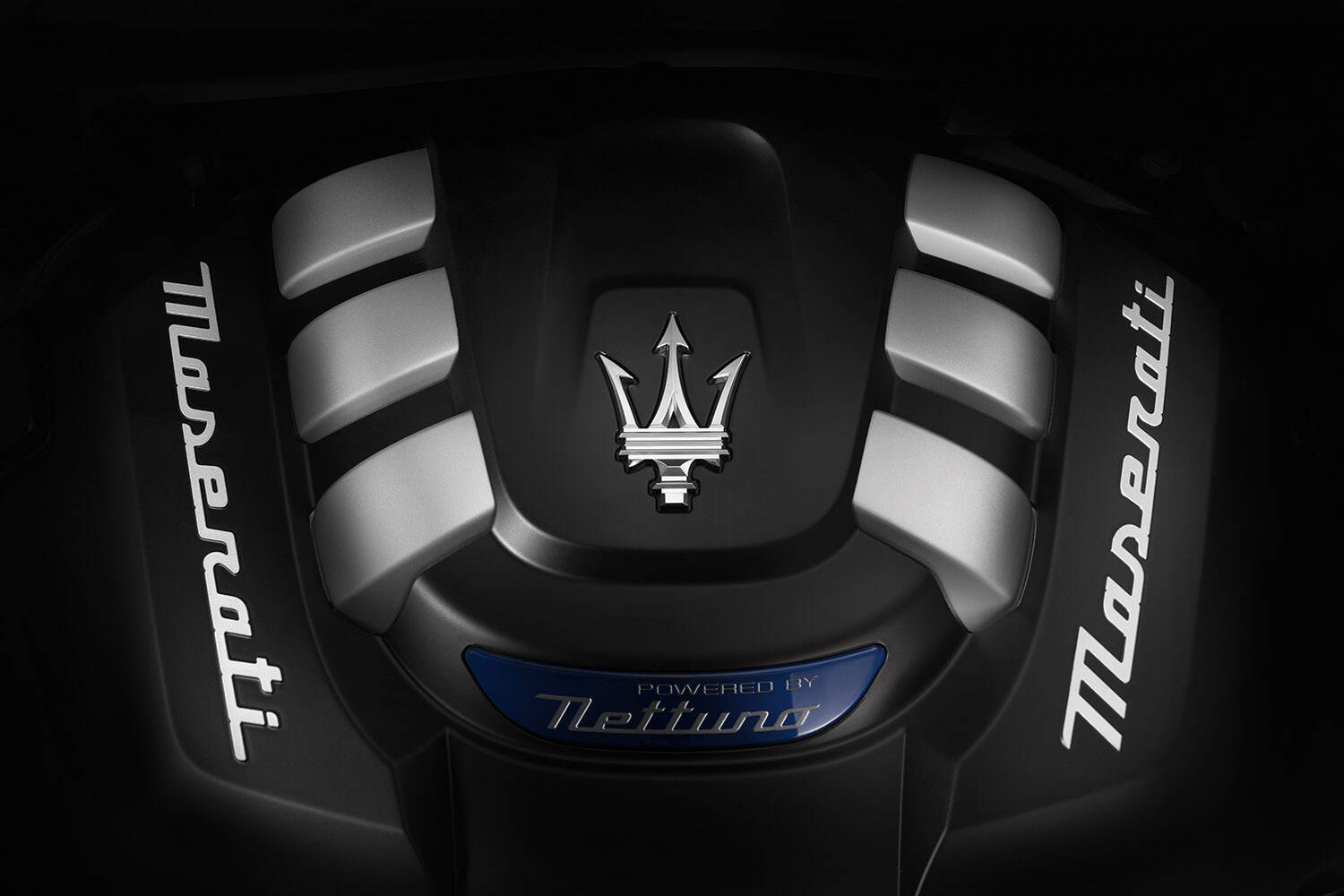 【試乗】0-100km/h加速3.8秒の弾丸っぷり！　マセラティの新作SUV「グレカーレ」は日本での成功間違いナシの走りだった