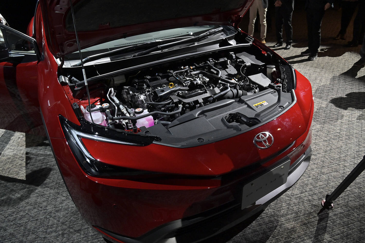 新型プリウスが鉄腕アトムの聖地「高田馬場」にて世界初公開！　２リッター＆1.8リッターハイブリッドとPHVで展開