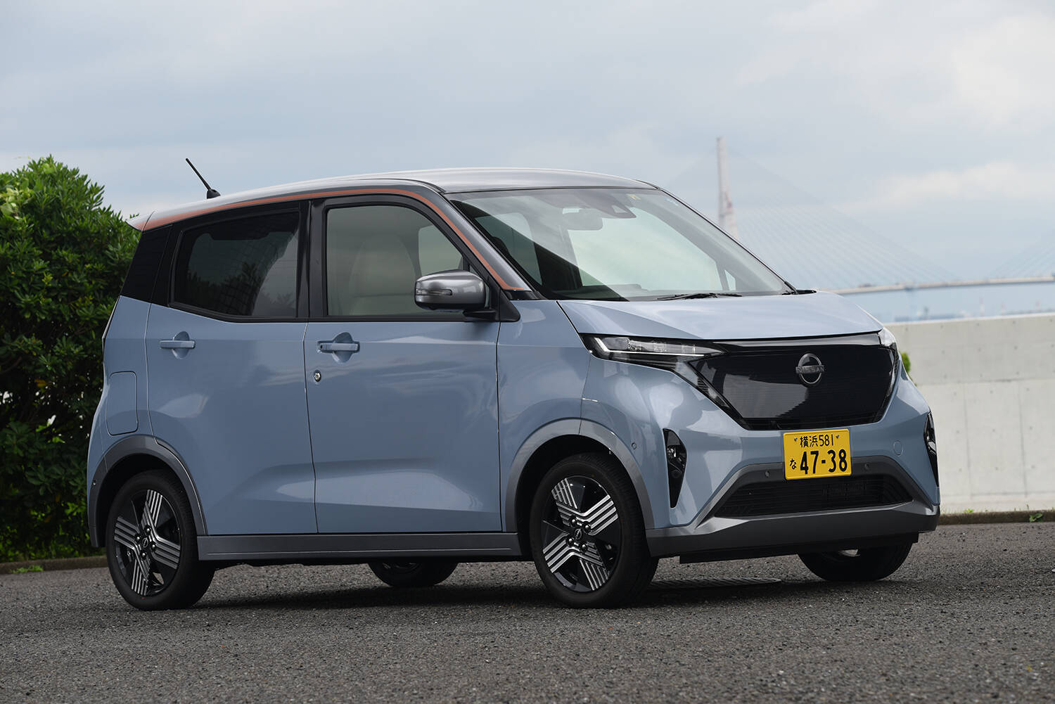 EVの充電時間を大幅短縮するハイパーチャージャー！　でも自社のクルマしか充電できないってどうなの？