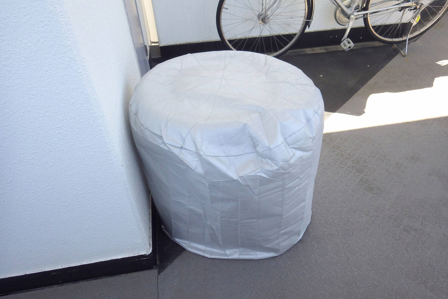 しまい方で「寿命」に差が出る！　来冬また履く「スタッドレスタイヤ」の保管方法の正解とは