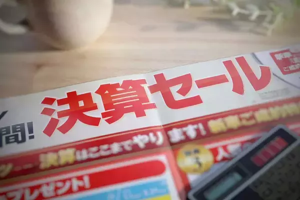 「家電量販店ではいろんなメーカーの製品が並んでいるのに……　なぜクルマのディーラーは単一ブランドの専業？」の画像