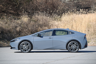 どの車種にも当たり前にハイブリッドが用意されるいま……プリウスのような「ハイブリッド専用車」の存在意義はどこにあるのか？