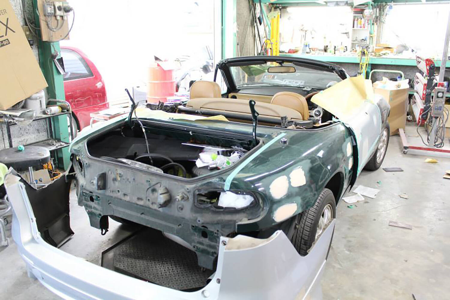 激安中古車を何台も乗り継ぐが「ロードスター」だけはどハマリして手放せない！　モータージャーナリストの愛車インプレ【小鮒康一編】