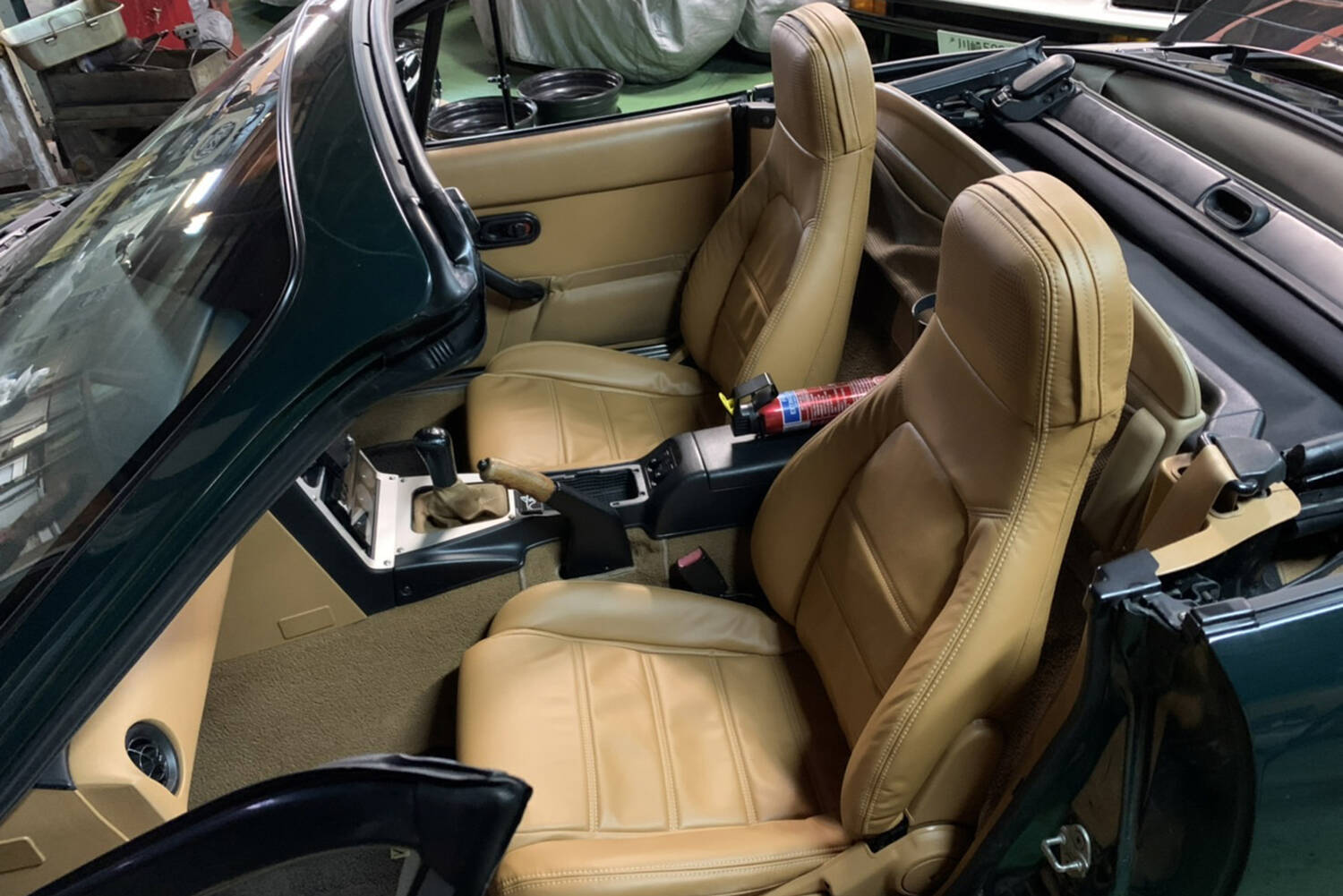 激安中古車を何台も乗り継ぐが「ロードスター」だけはどハマリして手放せない！　モータージャーナリストの愛車インプレ【小鮒康一編】