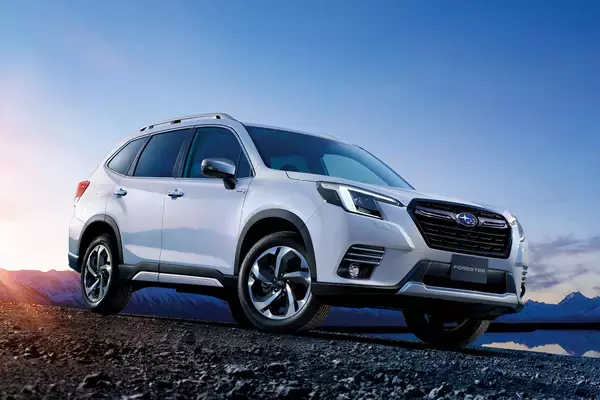 「スバルの屋台骨を支えるSUVのフラッグシップ！　人気モデルへと成長したフォレスターを振り返る」の画像