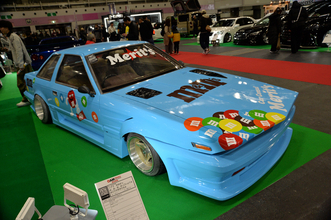 インテックス大阪に旧車“BOUSOUZOKU”が大集結！　Car Consul Merit’sが魅せた懐かしの1980年代カルチャーに胸アツ【大阪オートメッセ2026】