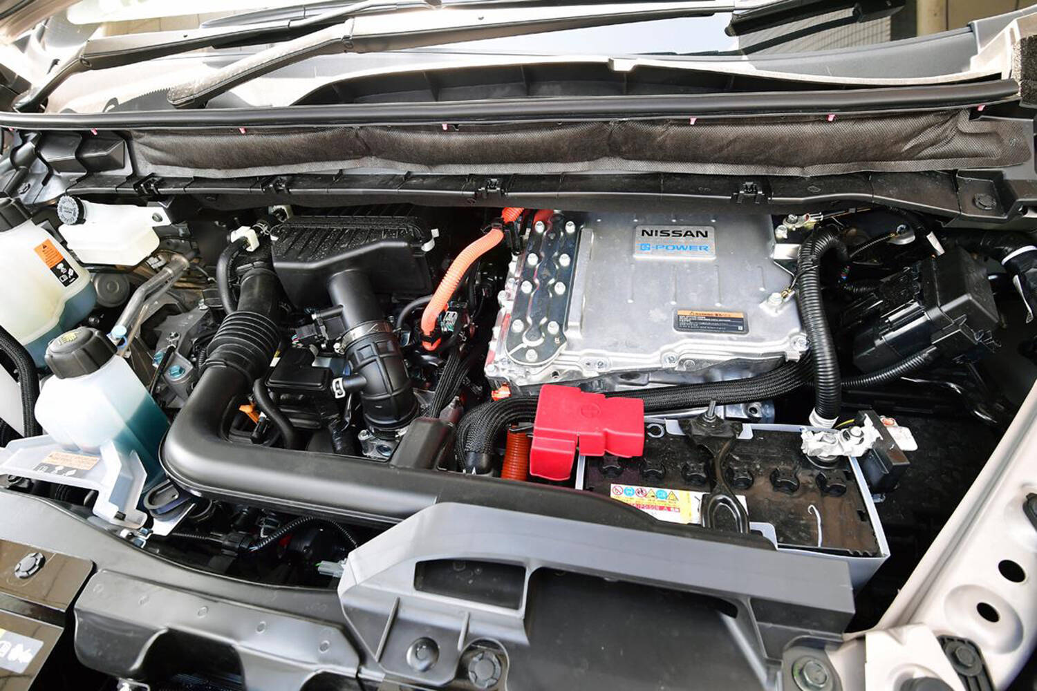 ハイブリッドの仕組みやメリット・デメリットを解説！　おすすめのモデルも紹介