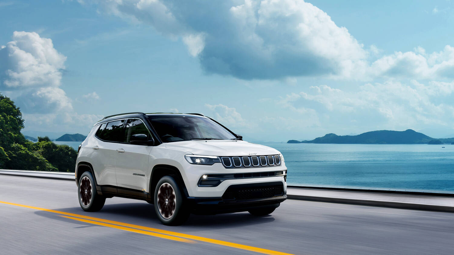 ジープに乗るならやっぱり四駆でしょ！　ジープ「コンパス・ロンジチュード」の4WDモデルが150台限定で発売