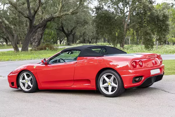 「庶民でも頑張ればなんとか!?　いまV8フェラーリ買うなら一番現実的なモデル「360モデナ」とは」の画像