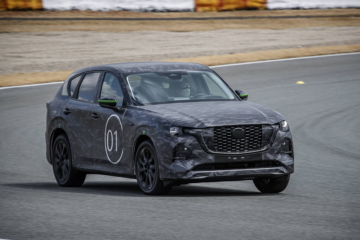 【試乗】マツダの新たな挑戦は成功の匂いしかしない！　CX-60プロトの直6ディーゼルとPHEVに乗った