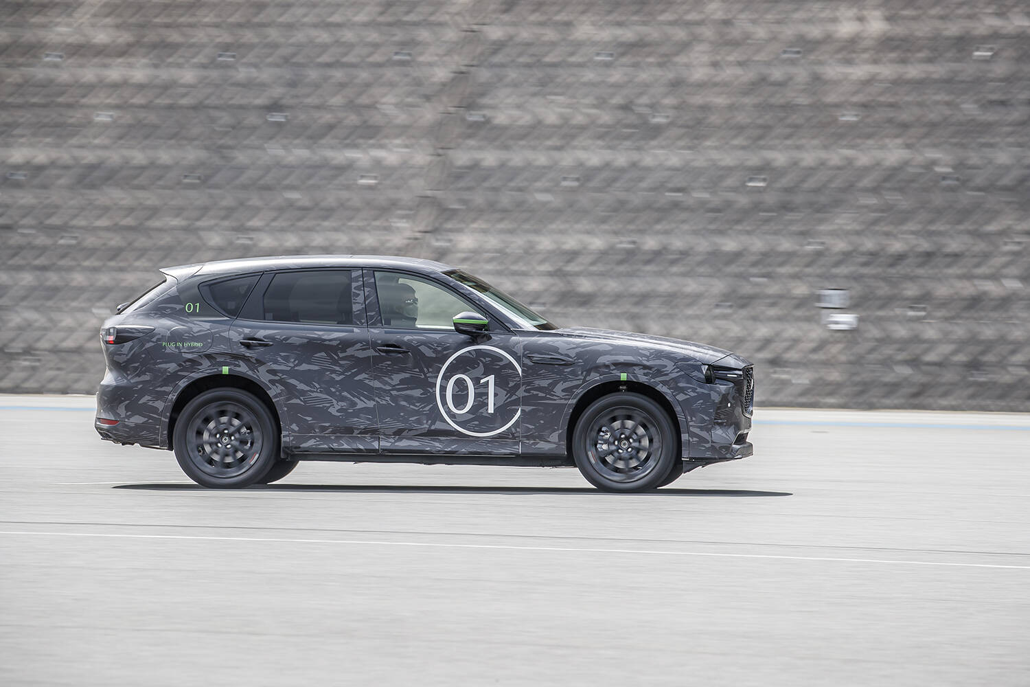 【試乗】マツダの新たな挑戦は成功の匂いしかしない！　CX-60プロトの直6ディーゼルとPHEVに乗った