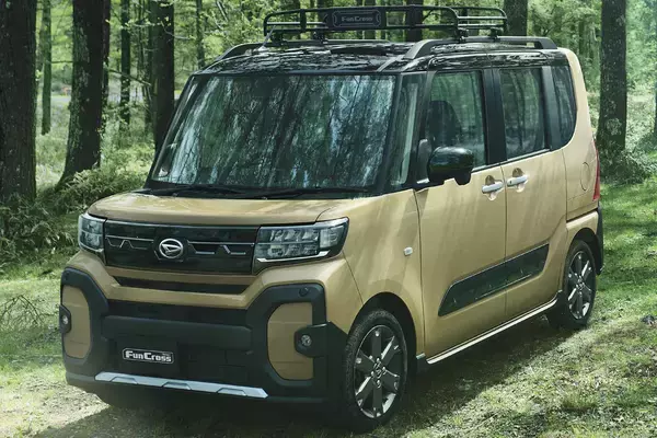 「上半期はN-BOXが僅差でヤリスに勝利！　それでもトヨタの販売力は驚異的なレベルだった」の画像