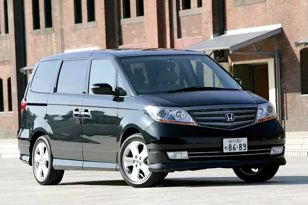 「100万円以下なのにバカッ速！　300馬力オーバーなのに激安で買える中古国産車４台」の画像