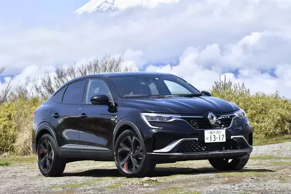 「ホントにモーター付いてる!?　電動車嫌いもこれなら乗れるハイブリッド「らしからぬ」クルマ５台」の画像