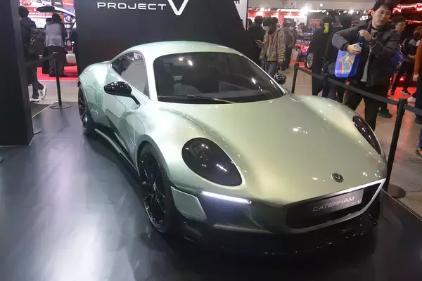 ケータハムが作るとEVでもライトウエイトスポーツになる！　2026年発売予定モデルの試作車を早くも公開【TAS2024】