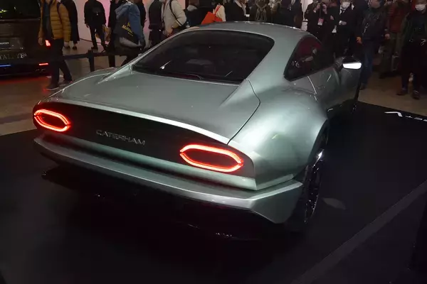 「ケータハムが作るとEVでもライトウエイトスポーツになる！　2026年発売予定モデルの試作車を早くも公開【TAS2024】」の画像