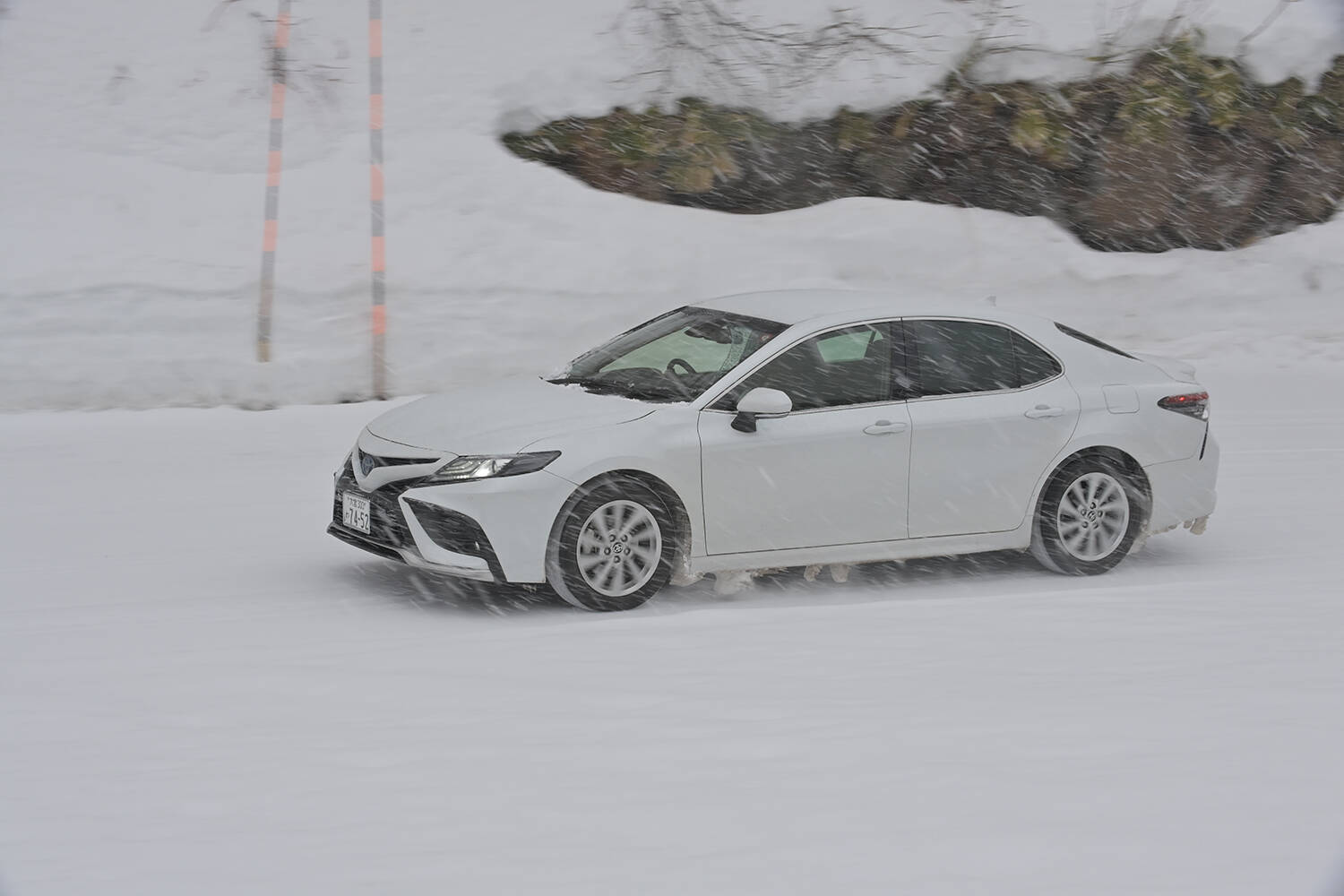 【試乗】オールシーズンタイヤってどんな感じ？　初体験でウエットも雪道も走ってみたらかなり「アリ」な選択だった
