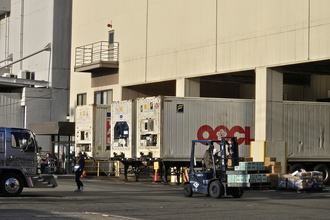 飲食店不毛の地で見つけた「極上の定食屋」！　埠頭メシを求めてたどり着いた「ミートアイランド」は肉好きの桃源郷だった