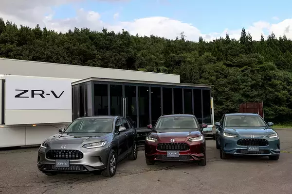 「百万単位の出費なのに新車を買った人の約半数が納車後に後悔!!　じゃあ後悔しないで済む「クルマ選び」の方法とは？」の画像