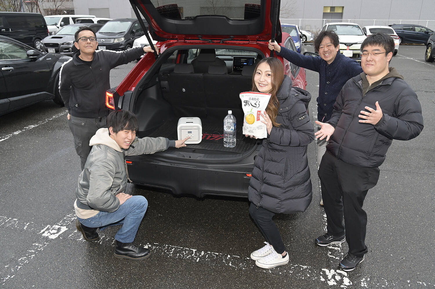 電気自動車なら米も炊けるぞっ！　ってわけでEVならではの旅の楽しみ方を提案！　WEB CARTOP編集部員が大阪→東京出張の間にSA・PAで「ご飯に合うおかず」を探して実食してみた