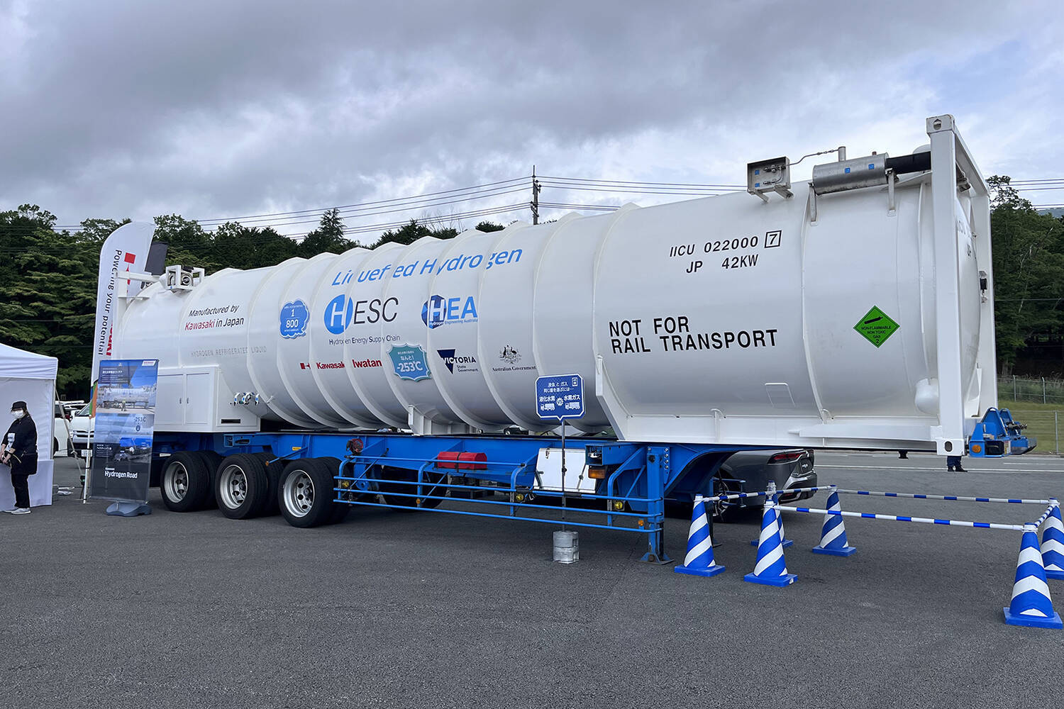 トラックなら乗用車より水素燃料電池車へのシフトが現実的！　ただし最大のネックは「水素を作り出す」コスト