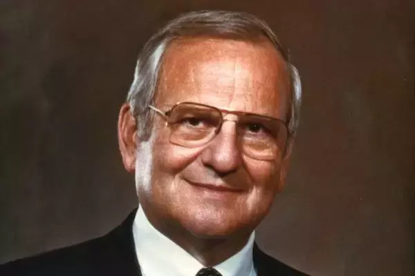 「敏腕経営者が死去！　かつての勢いを失ったクライスラーに足りないものとは」の画像