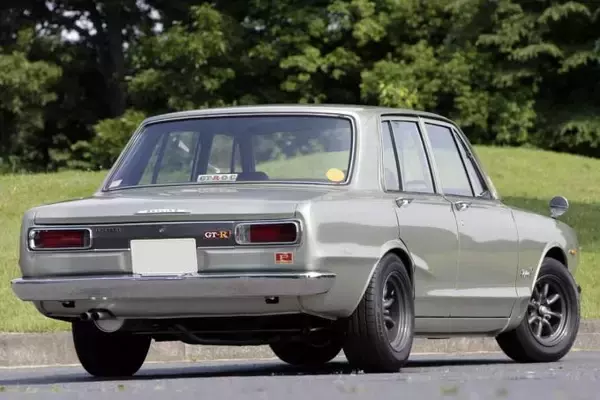 「レーシングドライバーの心に響いた！　エンジンだけで乗る価値のあるクルマ３選」の画像