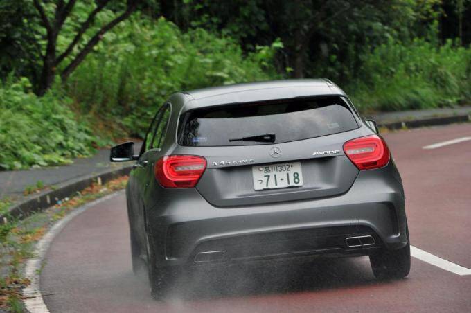 レーシングドライバーの心に響いた！　エンジンだけで乗る価値のあるクルマ３選